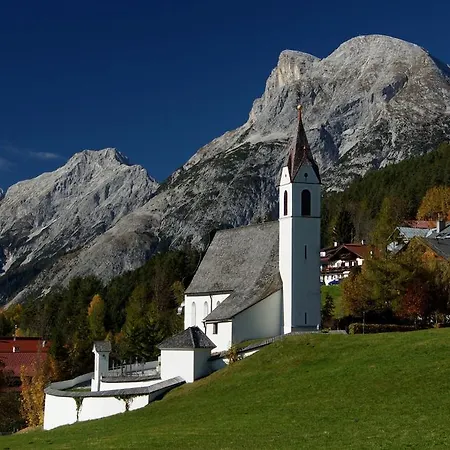 Bed & Breakfast Haus Lukas Seefeld in Tirol